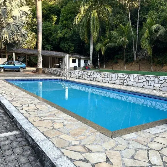Piscina grande do Sítio dos Sonhos